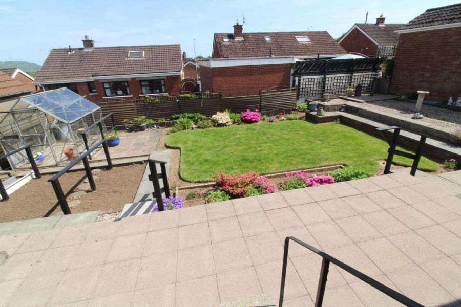 11 Waverley Road