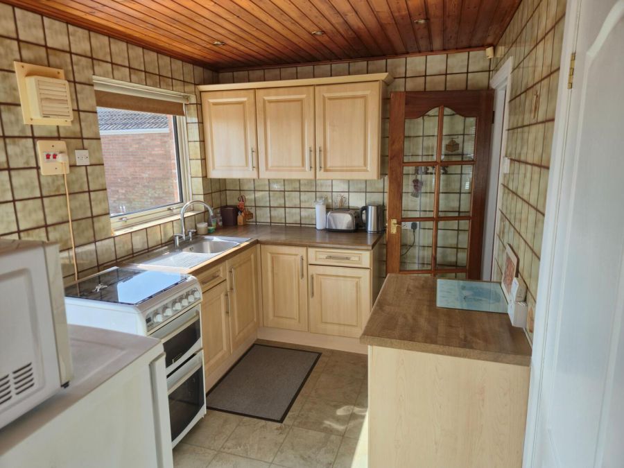 11 Waverley Road
