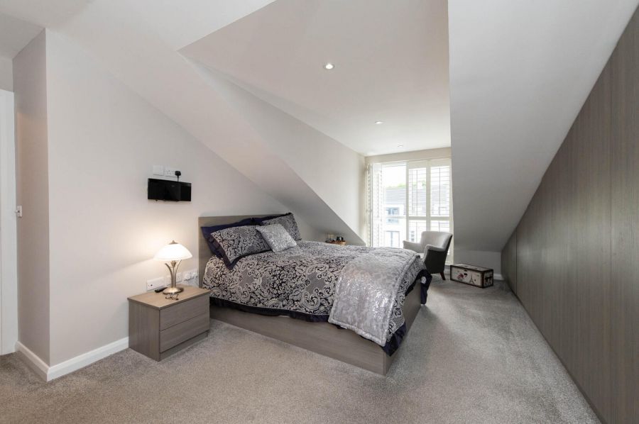 Apt 6 Wavecrest, Shore Road