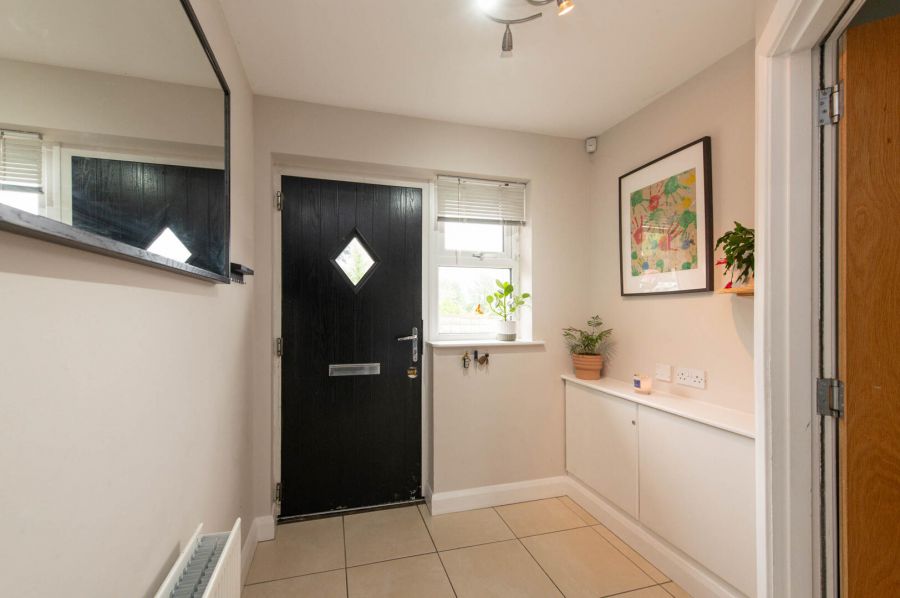 43 Loughshore Courtyard