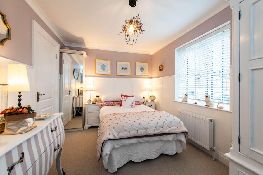 11 Berryfields Road