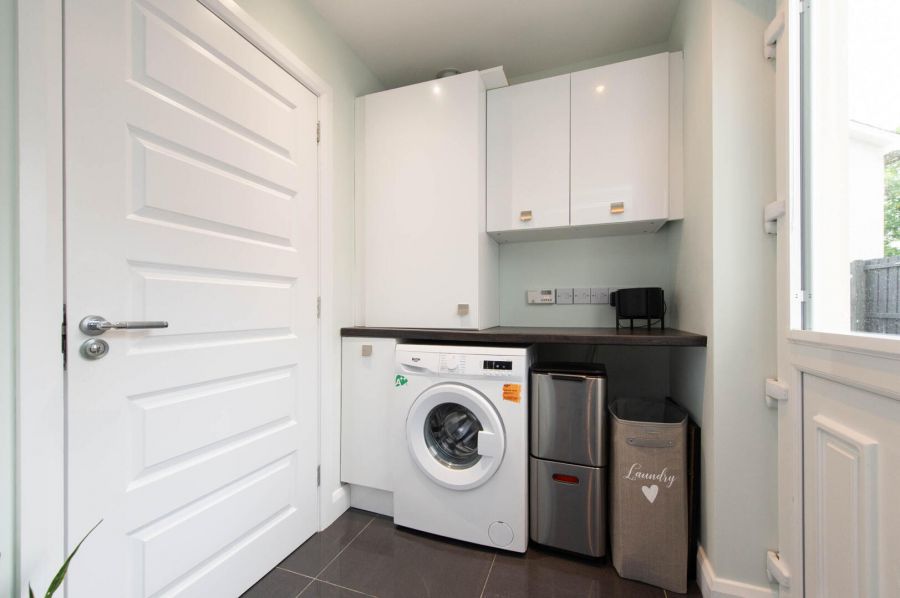 45 Loughshore Courtyard