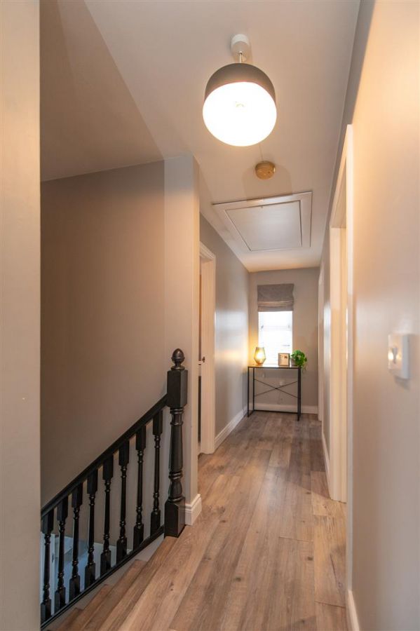 14 Gateside Crescent