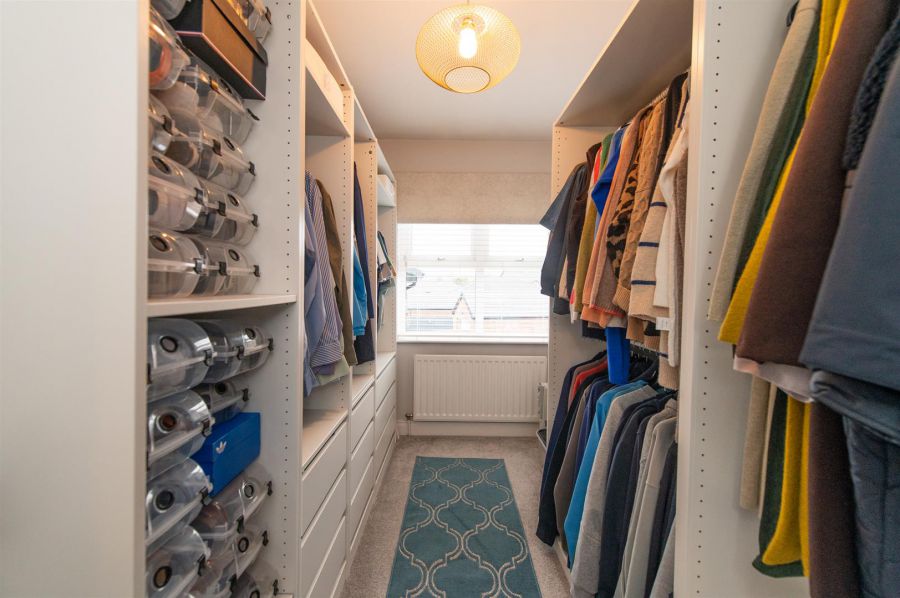 14 Gateside Crescent