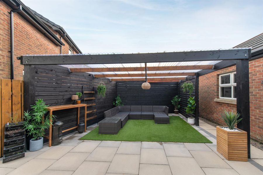 14 Gateside Crescent