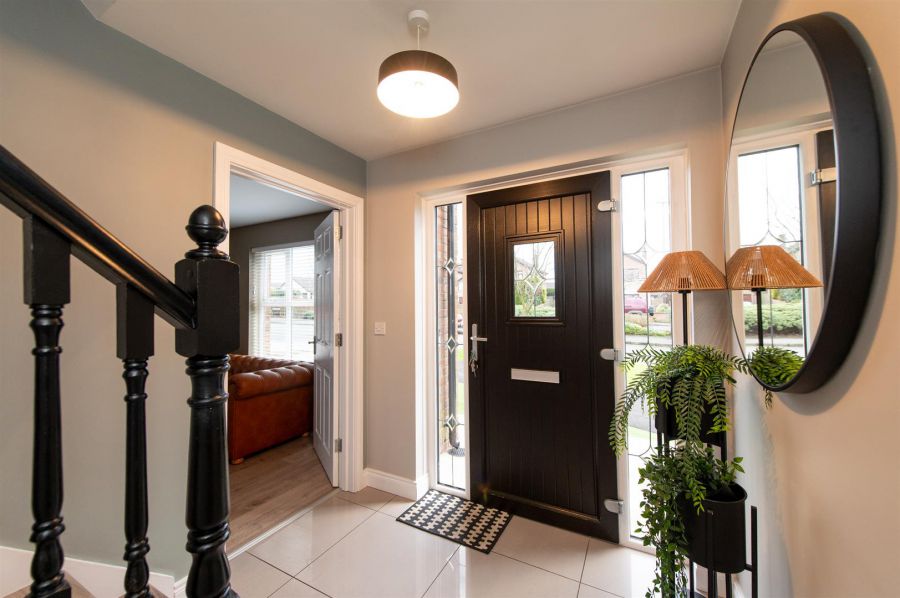 14 Gateside Crescent