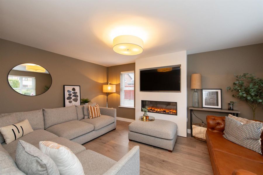 14 Gateside Crescent