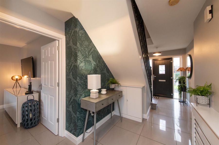 14 Gateside Crescent