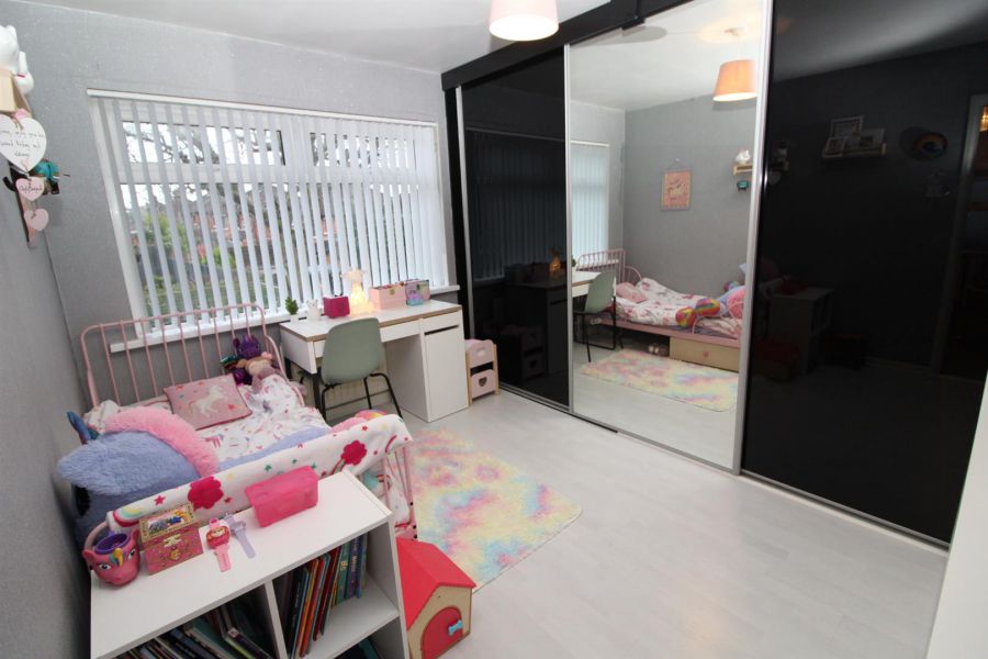 44 Mountainview Gardens