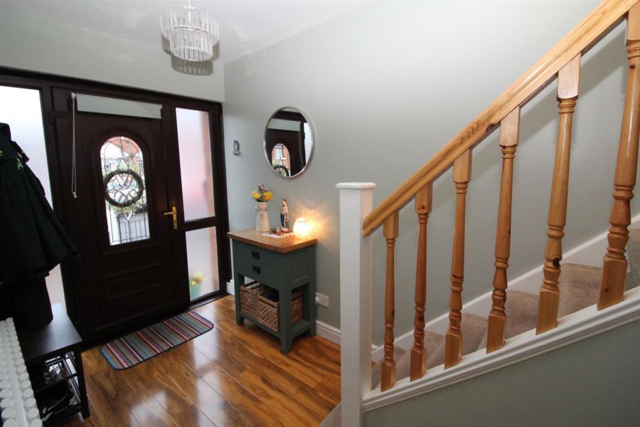 44 Mountainview Gardens