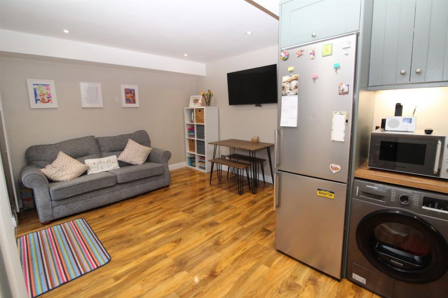 44 Mountainview Gardens