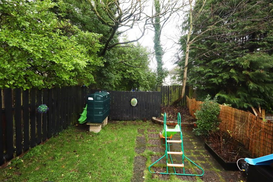 7 Silverstream Gardens