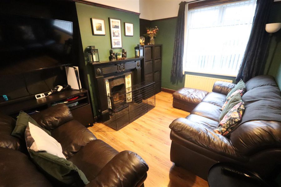 7 Silverstream Gardens