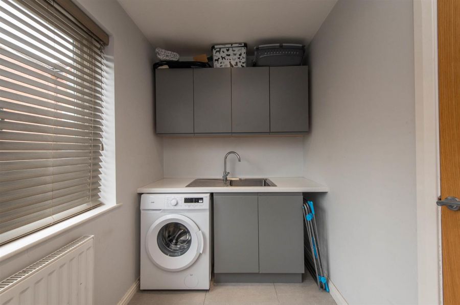 12 Mill Church Manor