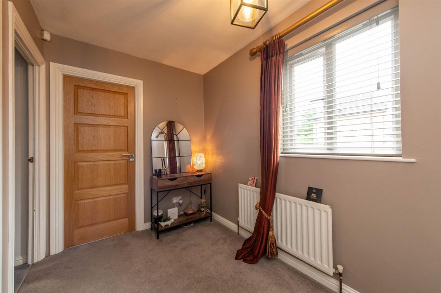 12 Mill Church Manor