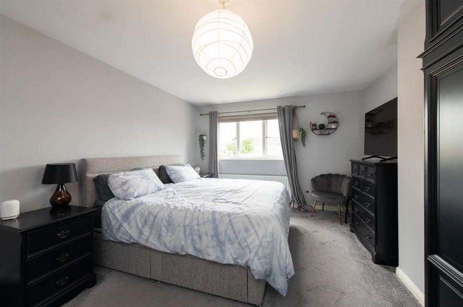 12 Mill Church Manor