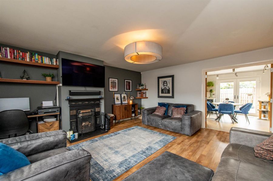 12 Mill Church Manor