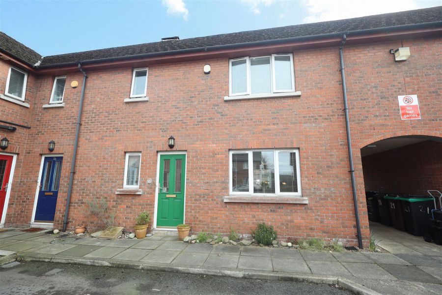 22 Glenmount Courtyard