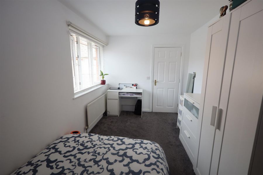 22 Glenmount Courtyard