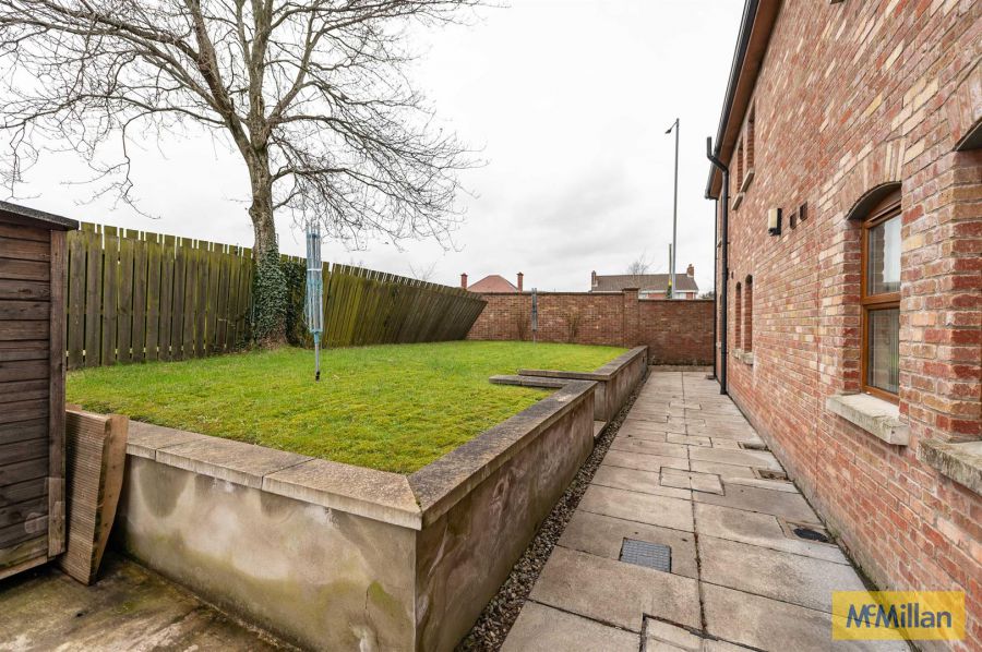 3 Lismore Place