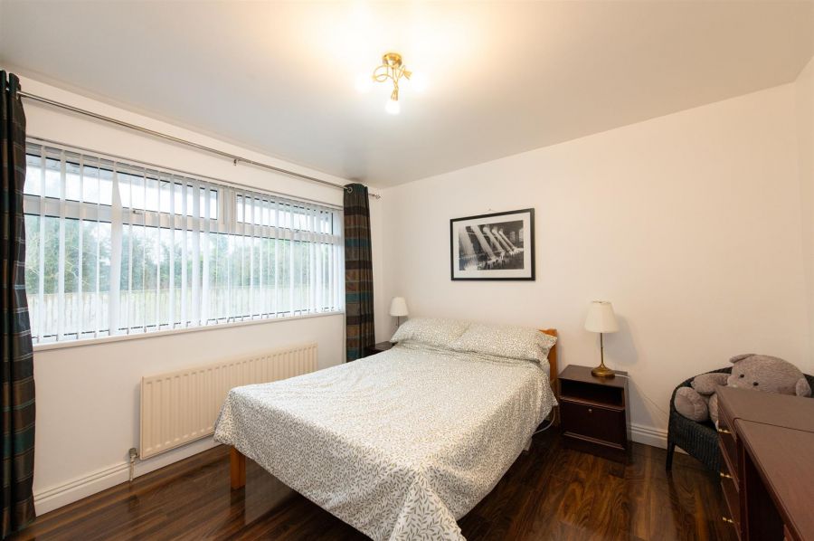 16 Hightown Crescent