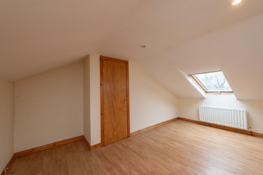 16 Hightown Crescent