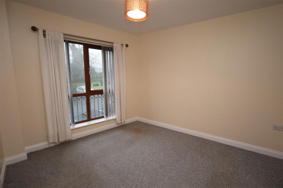 |., 14 Ashgrove Lodge