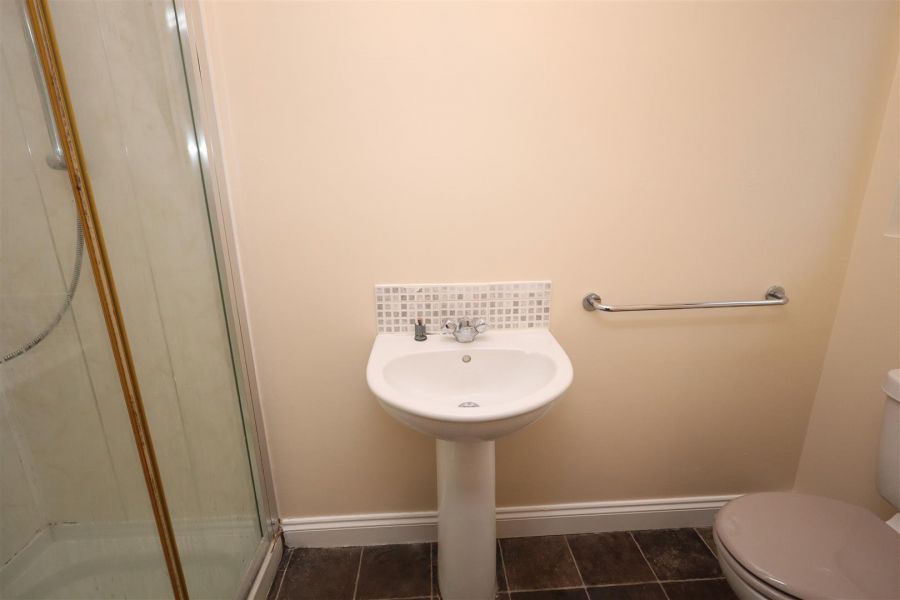 |., 14 Ashgrove Lodge