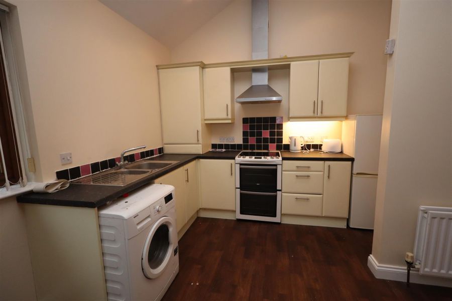 |., 14 Ashgrove Lodge