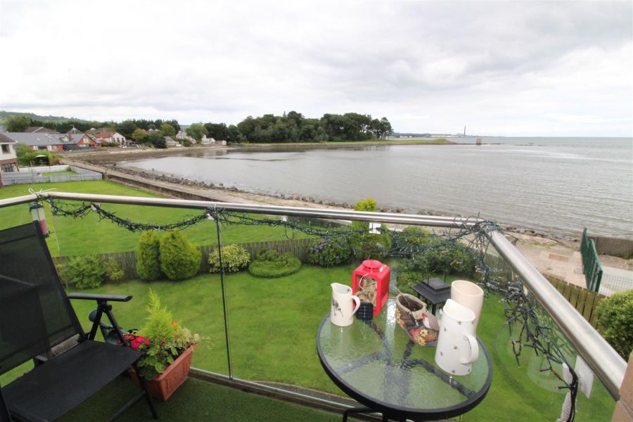 Apt 3, 5 Island Park