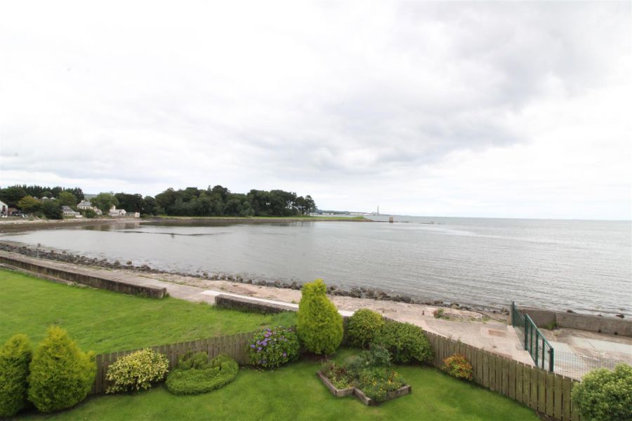 Apt 3, 5 Island Park