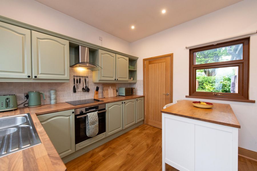 10 Elmfield Avenue