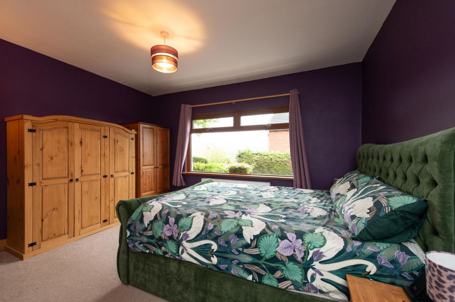 10 Elmfield Avenue