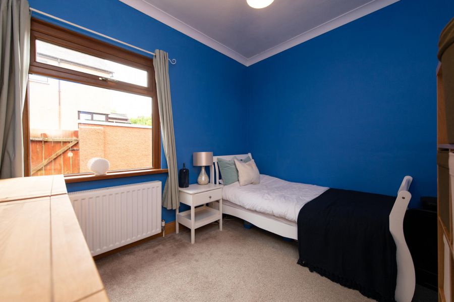 10 Elmfield Avenue