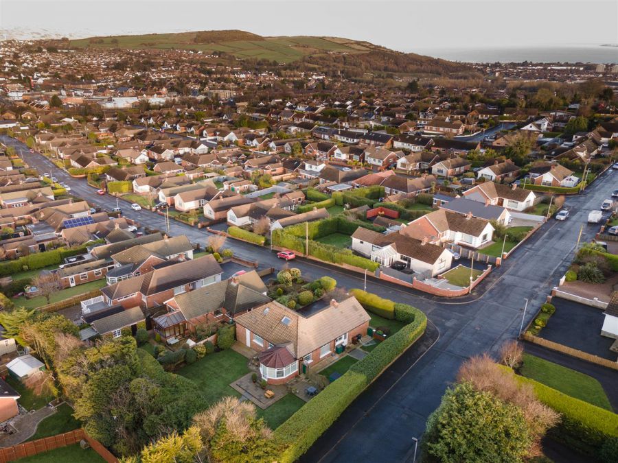 43 Glenwell Crescent