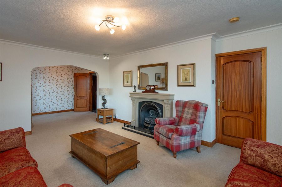 43 Glenwell Crescent