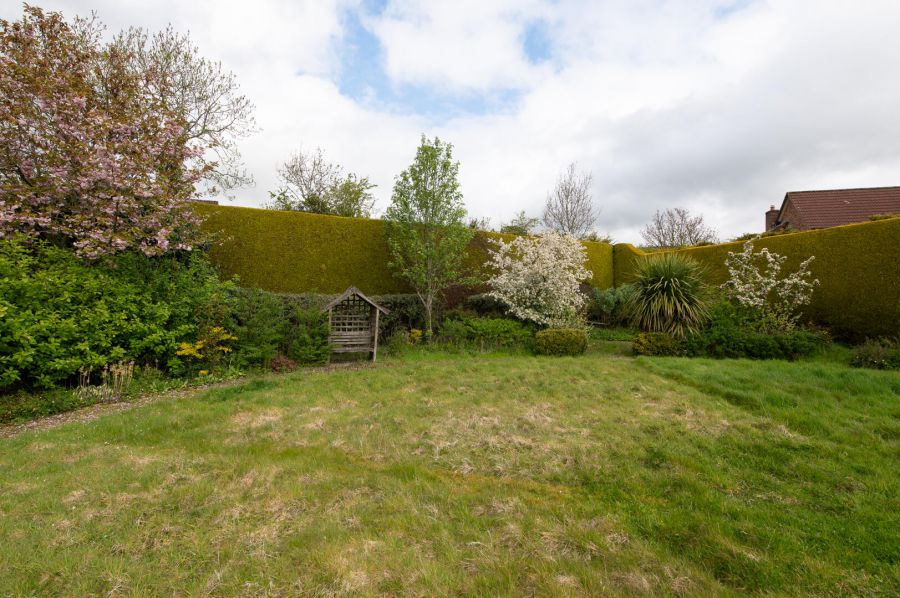 44 Glenkeen Avenue