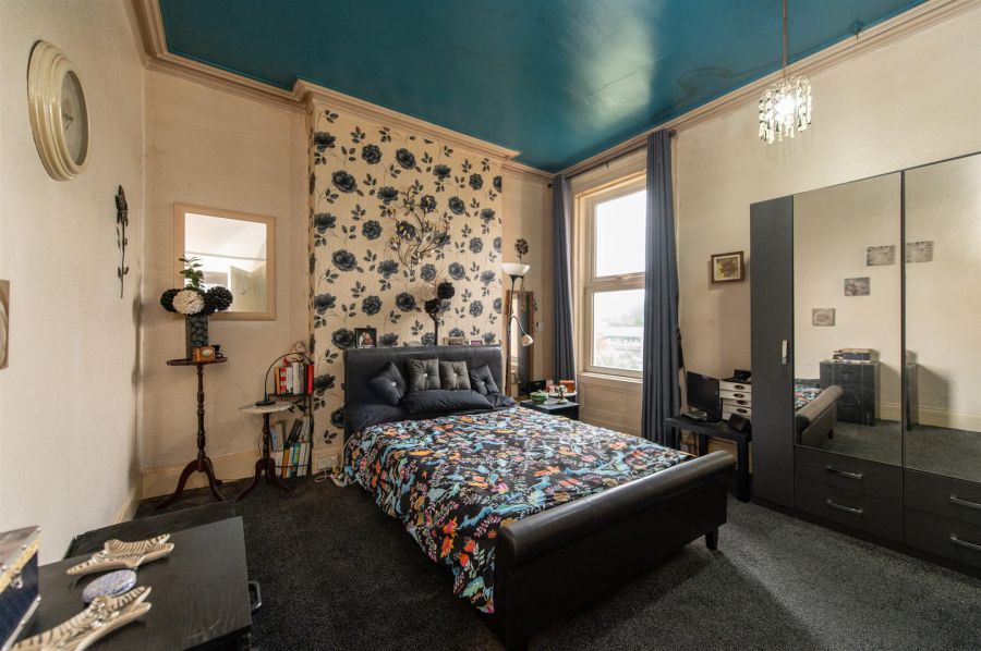 Lynnwood Chichester Park Central