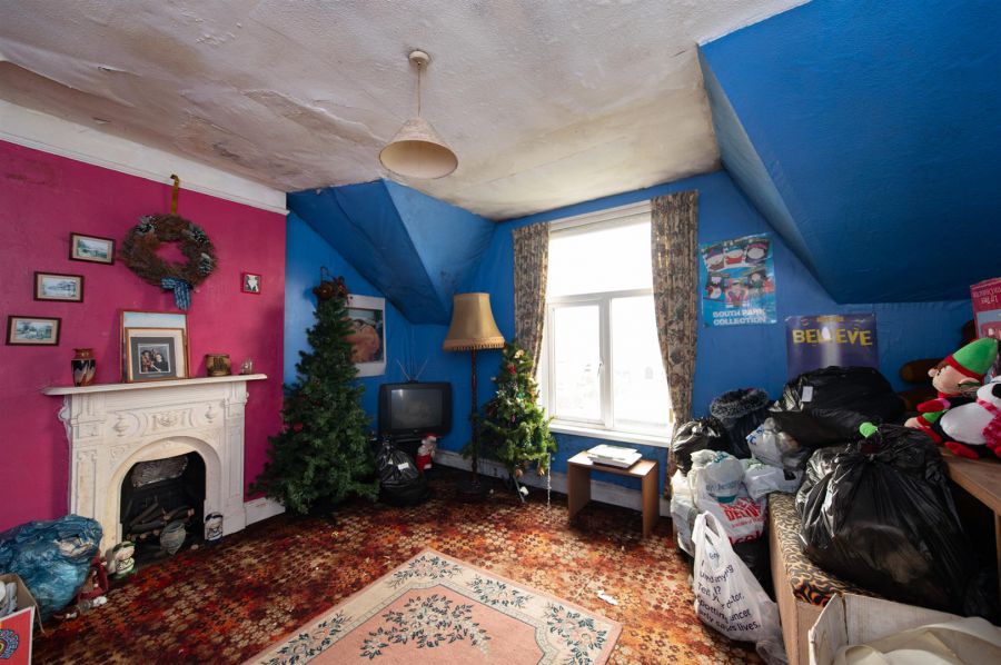 Lynnwood Chichester Park Central