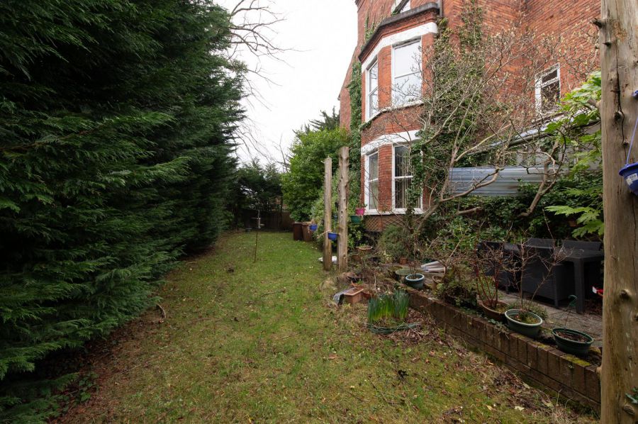 Lynnwood Chichester Park Central