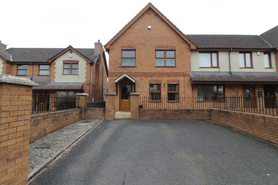 8 Laurelhill