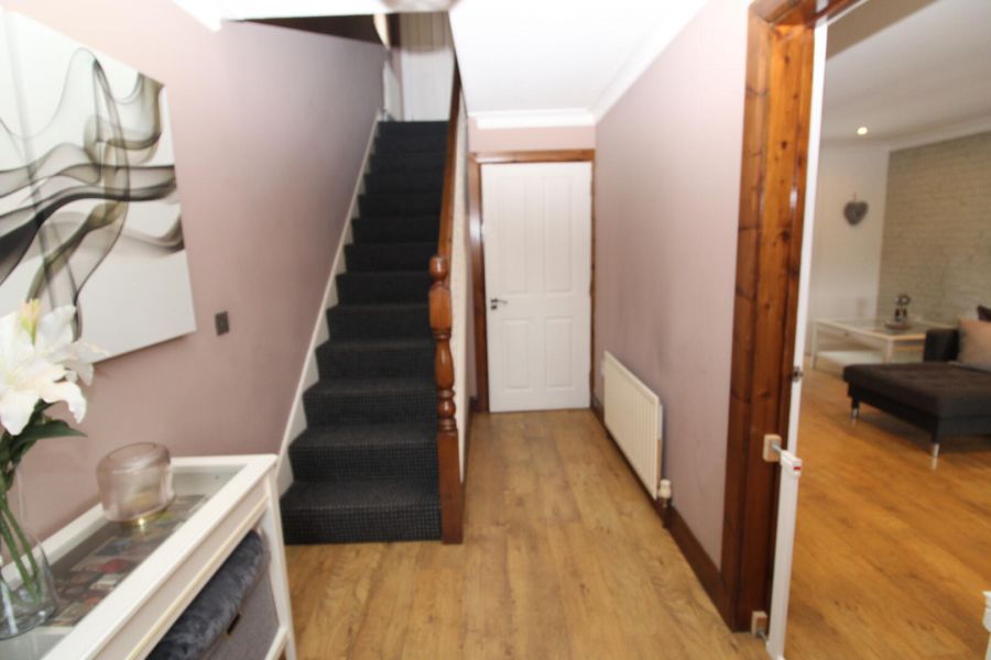 8 Laurelhill