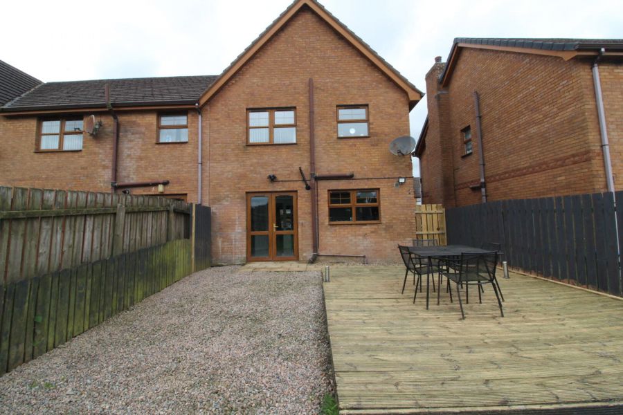 8 Laurelhill