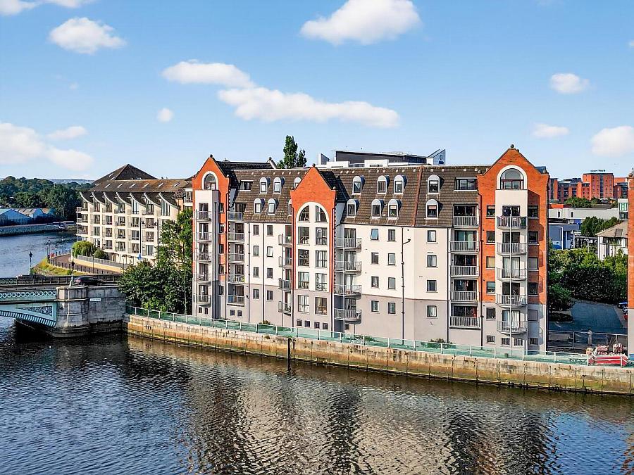 Room 2, 60 St. Johns Wharf 1-3 Laganbank Road