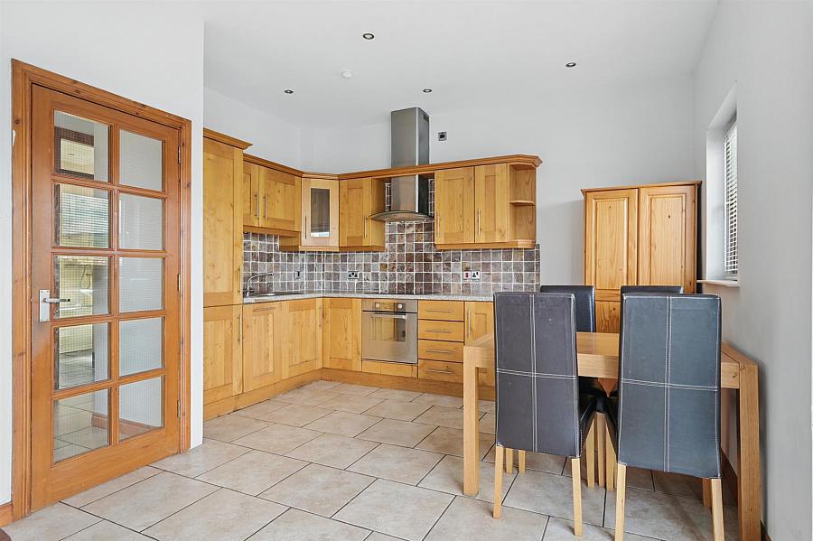 5 Ravenhill Reach Mews