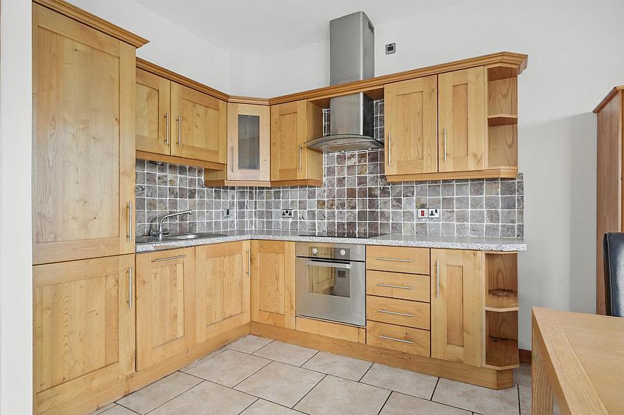 5 Ravenhill Reach Mews