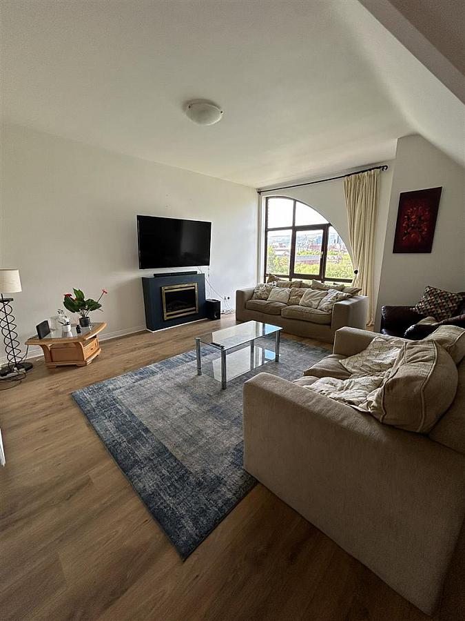 17 Ravenhill Reach