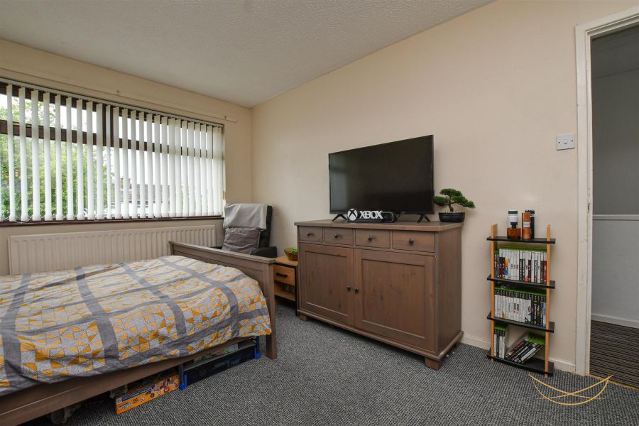 25a Clare Heights