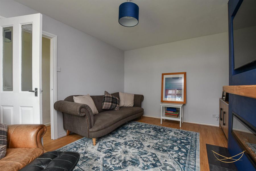 25a Clare Heights