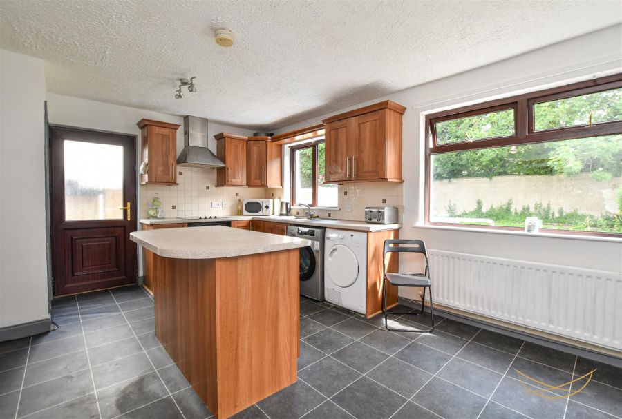 25a Clare Heights